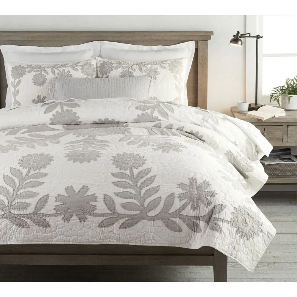Pottery Barn Lilo 100% Cotton Quilt Grey White Full Country CottageCore